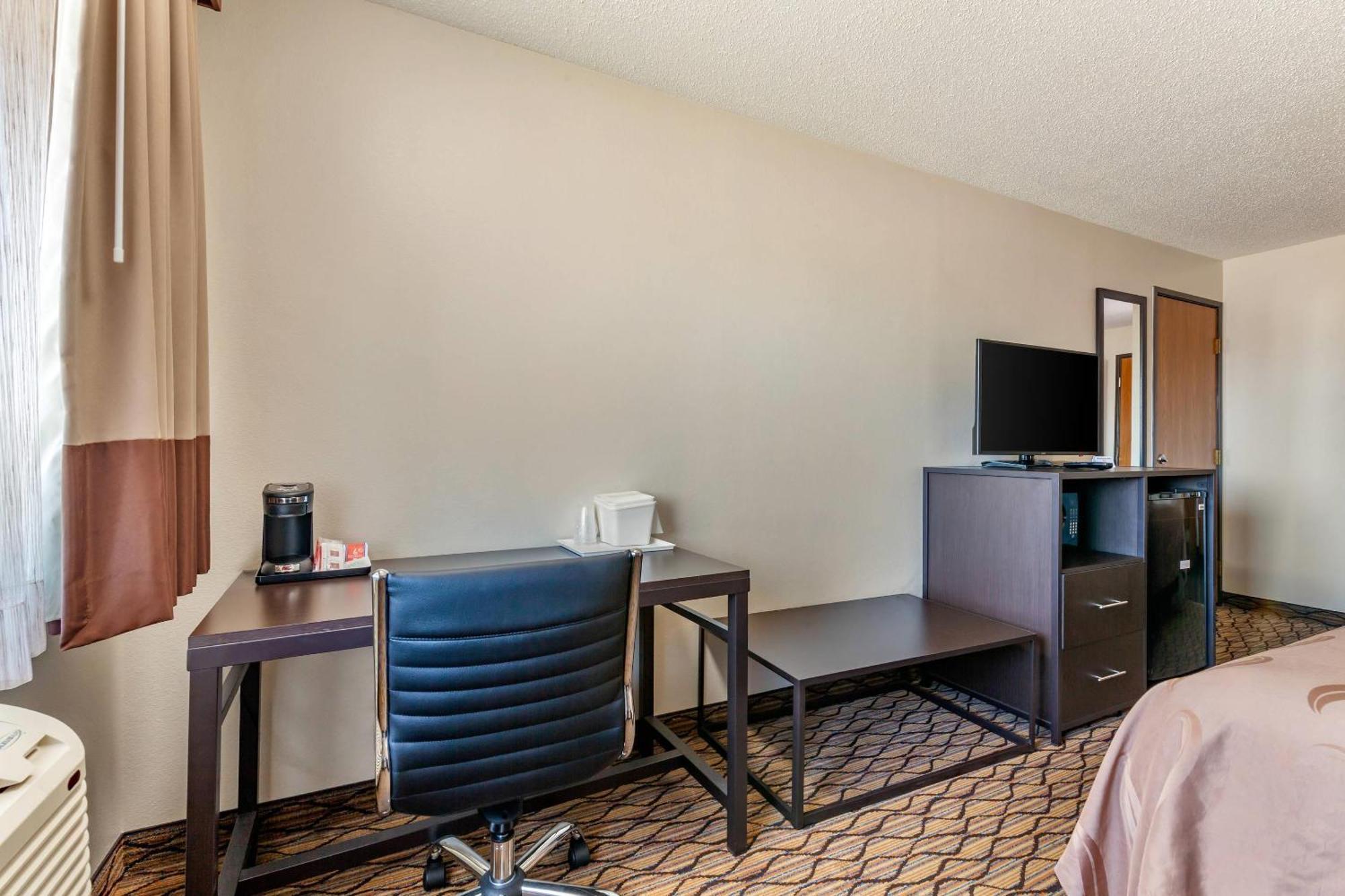 Quality Inn New London Exterior foto